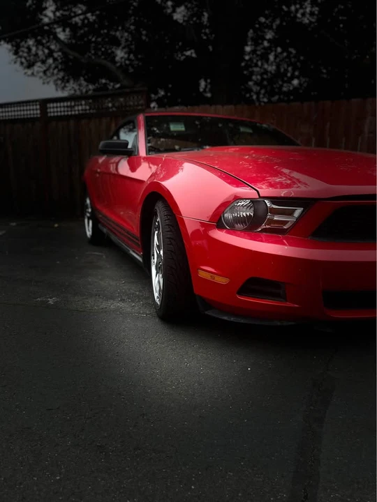 2010 Ford S197 Mustang - Image 3 of 5