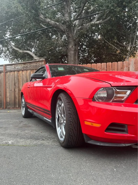 2010 Ford S197 Mustang - Image 5 of 5