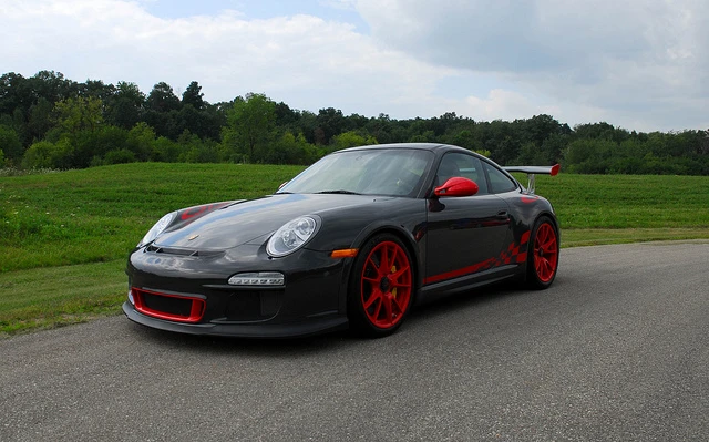 2010 Porsche 997 GT3 RS - Image 2 of 5