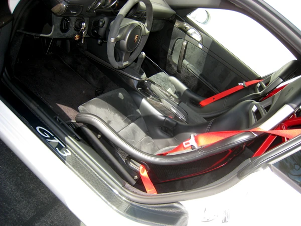 2010 Porsche 911 - Image 4 of 5