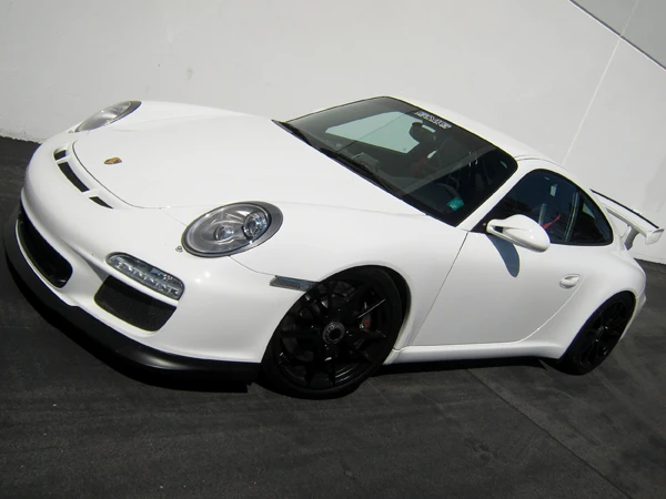 2010 Porsche 911 - Image 2 of 5
