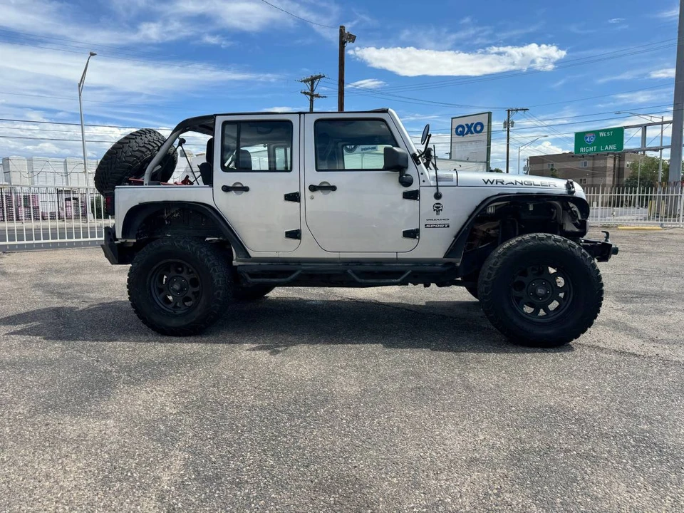2010 Jeep JK Wrangler - Image 9 of 11
