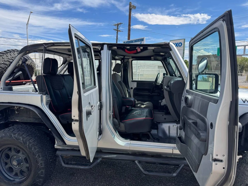 2010 Jeep JK Wrangler - Image 7 of 11