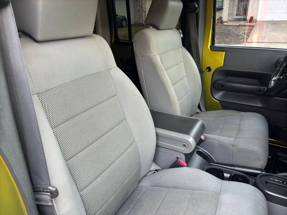 2010 Jeep JK Wrangler - Image 14 of 17