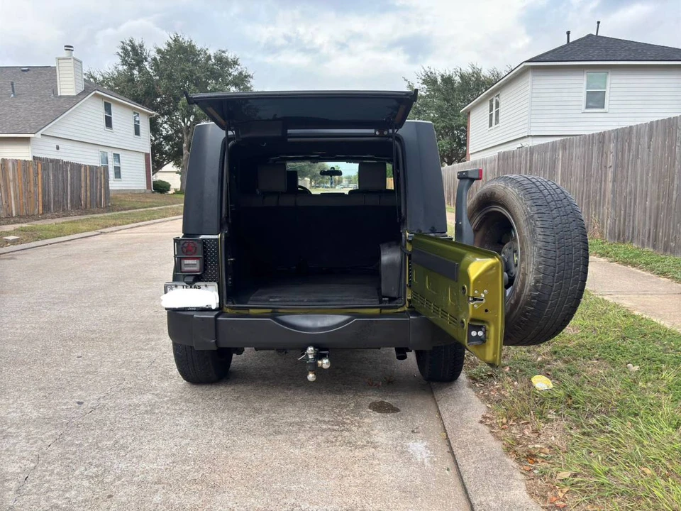 2010 Jeep JK Wrangler - Image 9 of 17