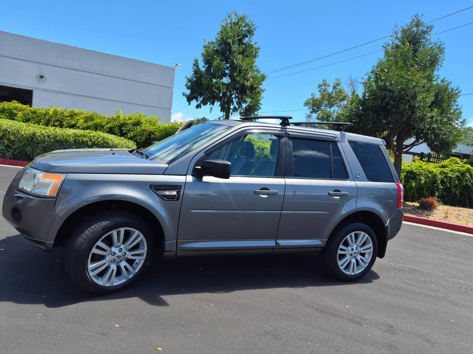 2010 Land Rover Freelander - Image 2 of 15