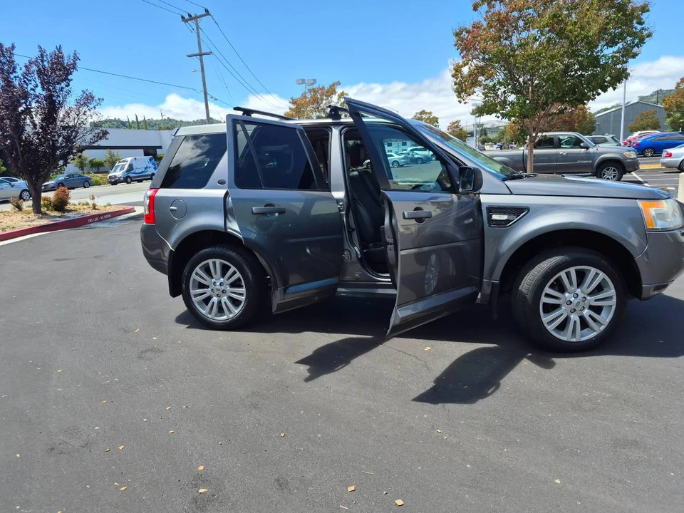 2010 Land Rover Freelander - Image 4 of 15