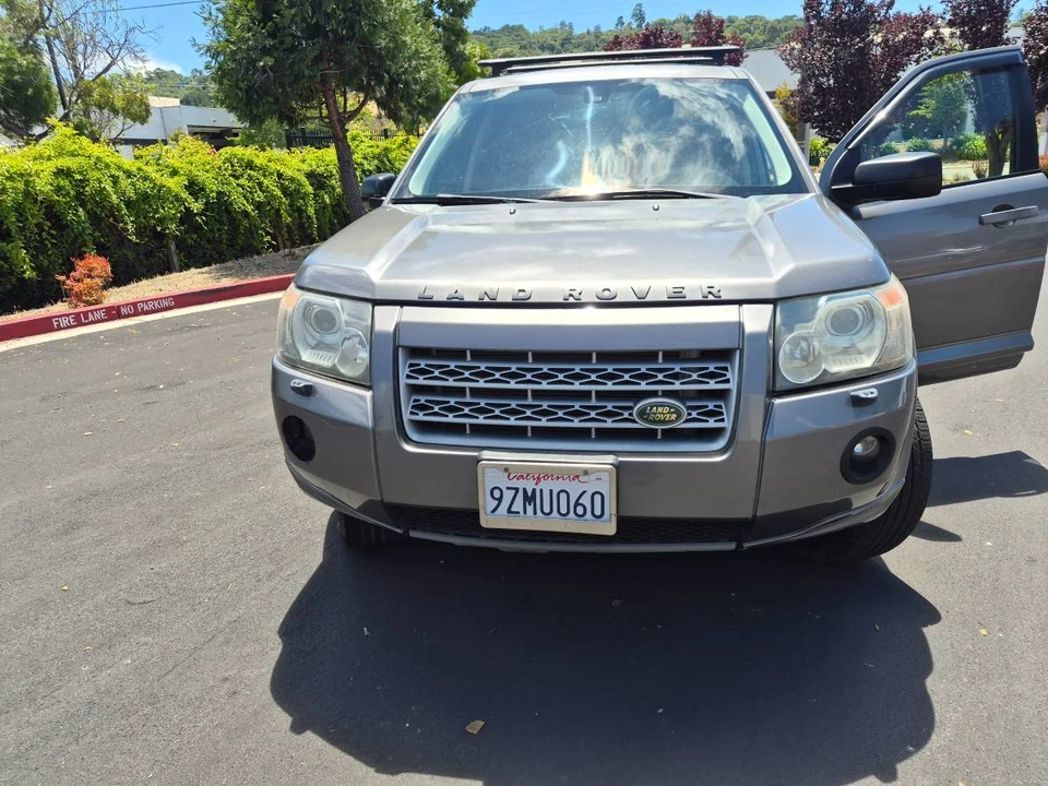 2010 Land Rover Freelander - Image 12 of 15