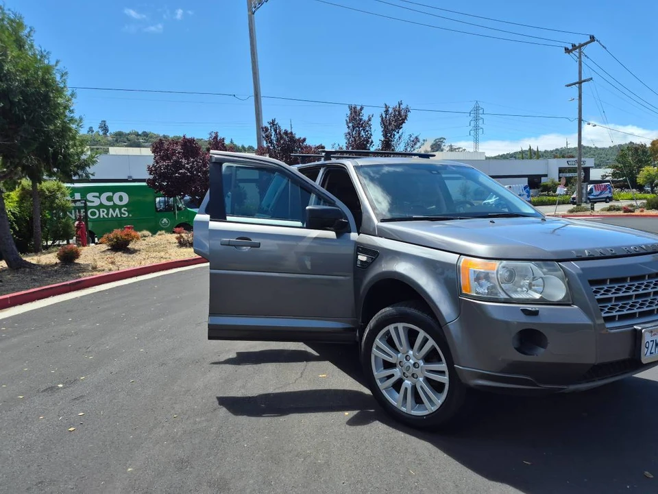 2010 Land Rover Freelander - Image 3 of 15
