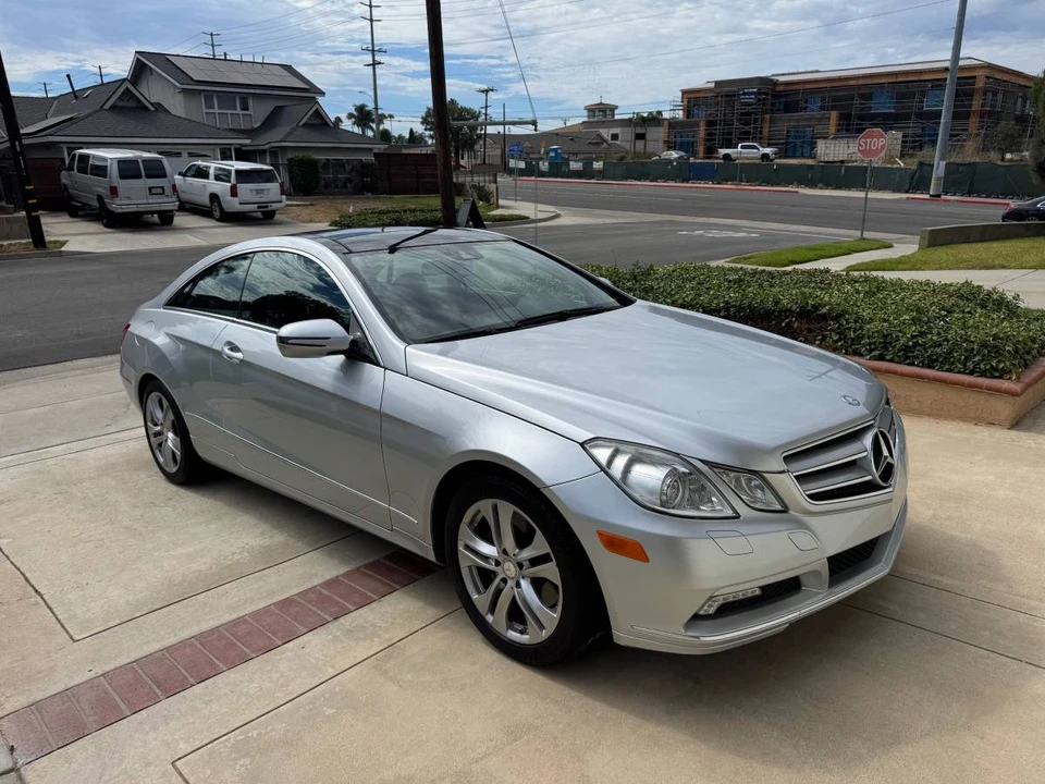 2010 Mercedes-Benz W212 E-Class - Image 2 of 9