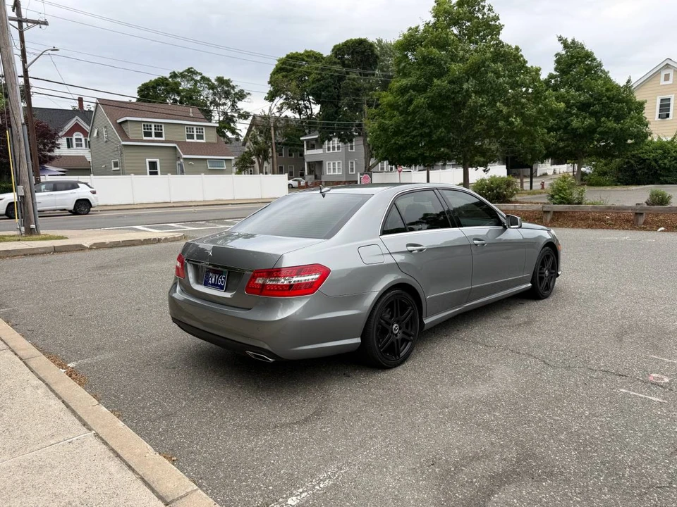 2010 Mercedes-Benz W212 E-Class - Image 4 of 20