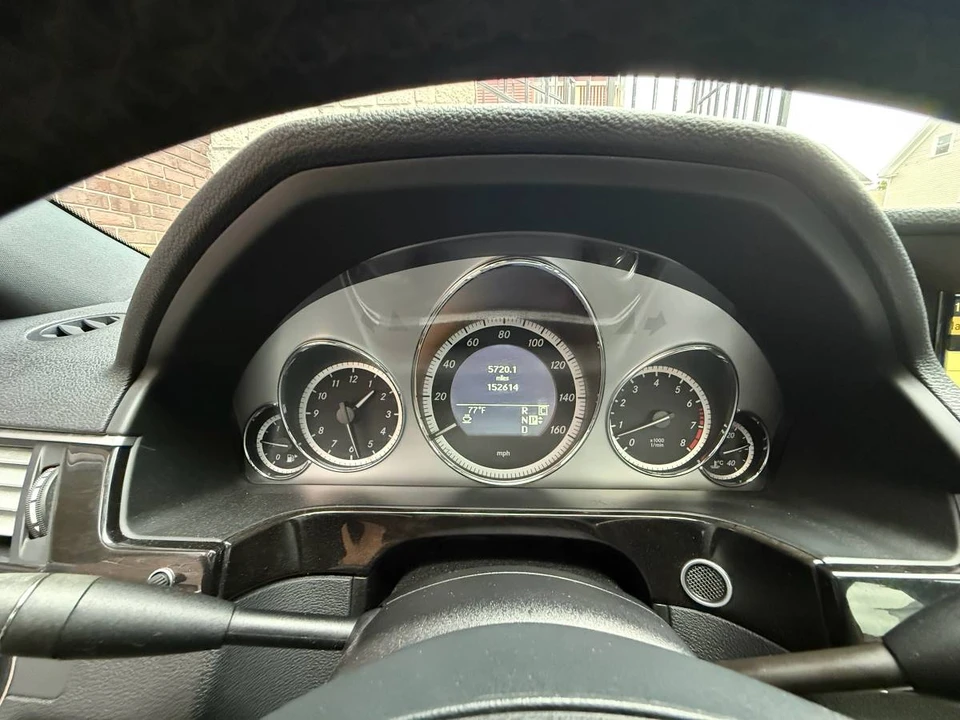 2010 Mercedes-Benz W212 E-Class - Image 12 of 20