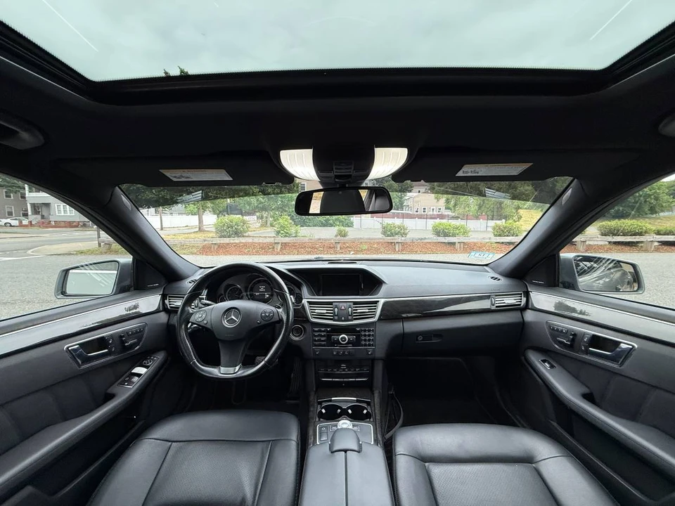 2010 Mercedes-Benz W212 E-Class - Image 13 of 20