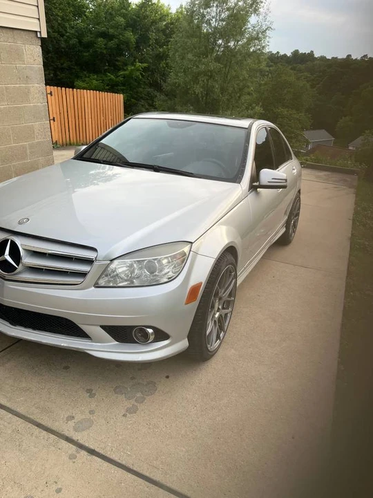 2010 Mercedes-Benz W204 C-Class - Image 14 of 15