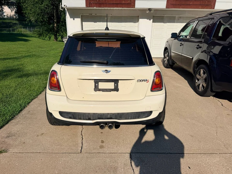 2010 Mini Mini 2nd Gen - Image 4 of 9