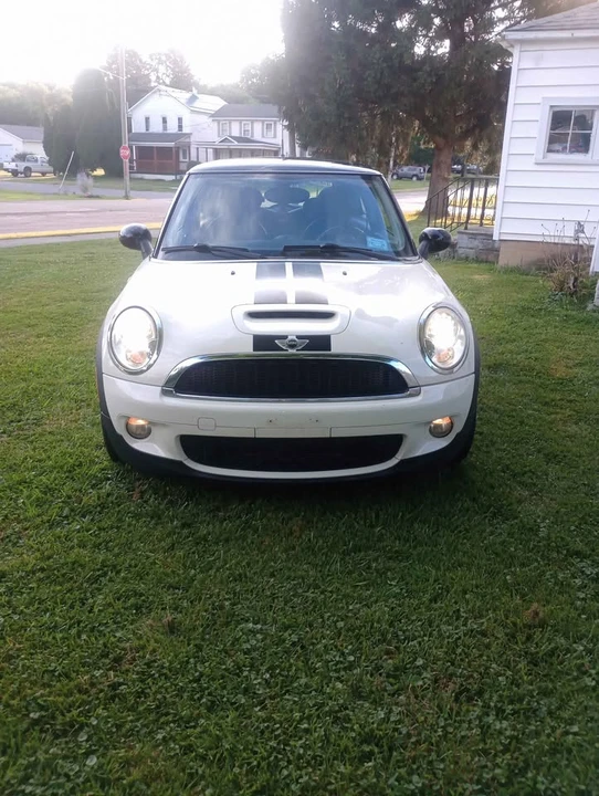 2010 Mini Mini 2nd Gen - Image 3 of 6