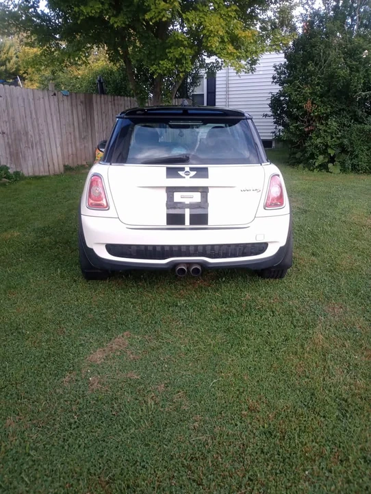 2010 Mini Mini 2nd Gen - Image 5 of 6