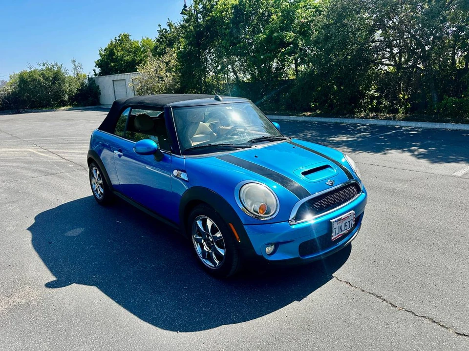 2010 Mini Mini 2nd Gen - Image 3 of 6