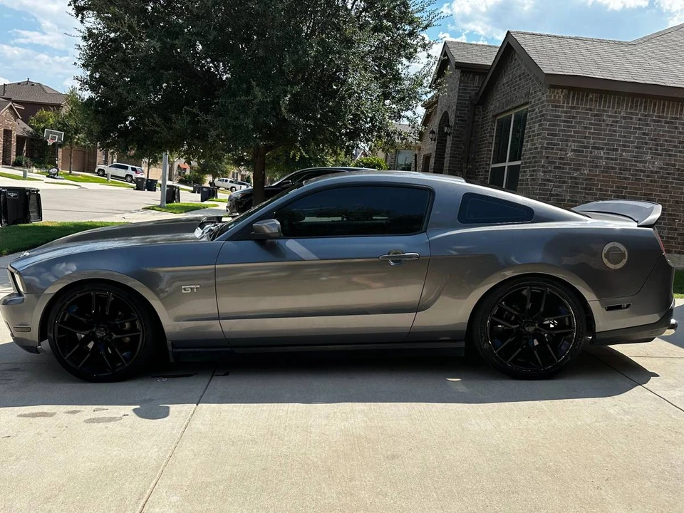 2011 Ford S197 Mustang GT - Image 3 of 16