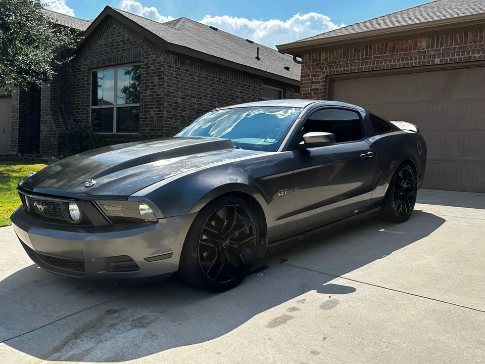 2011 Ford S197 Mustang GT - Image 2 of 16
