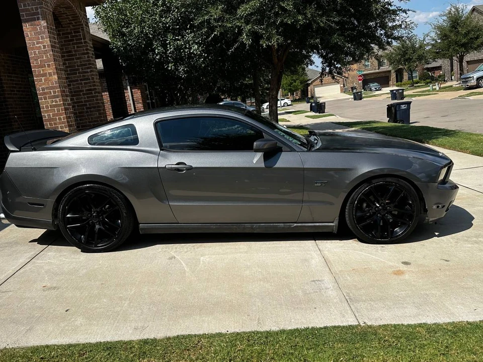 2011 Ford S197 Mustang GT - Image 6 of 16