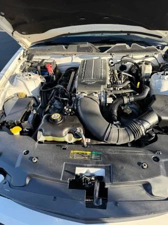 2010 Ford S197 Mustang - Image 17 of 21