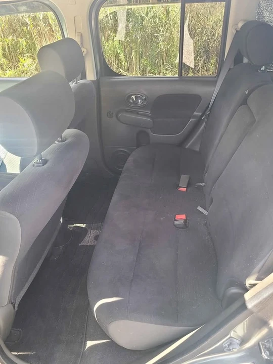 2010 Nissan Cube - Image 10 of 10