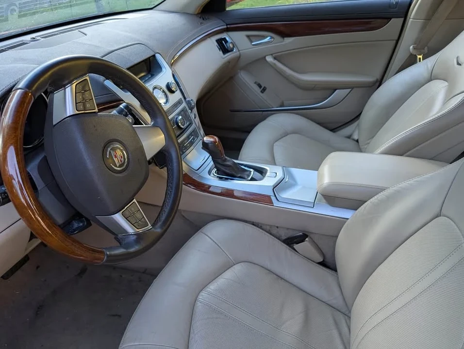 2010 Cadillac CTS 2nd Gen - Image 3 of 4