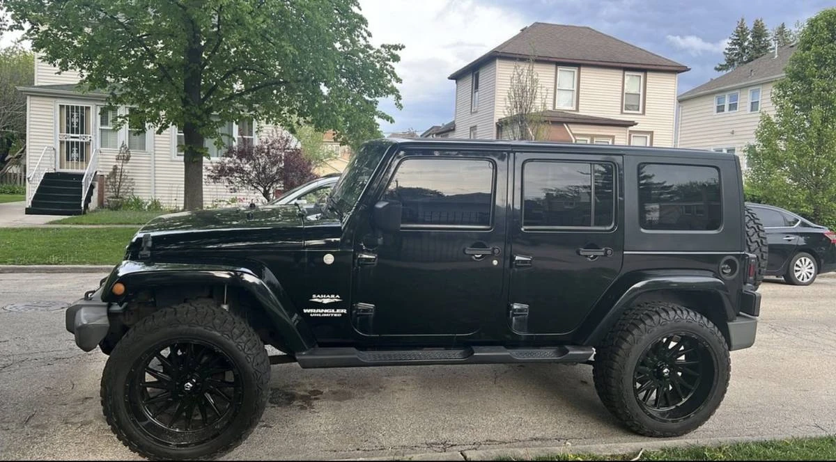 2010 Jeep JK Wrangler - Image 2 of 2