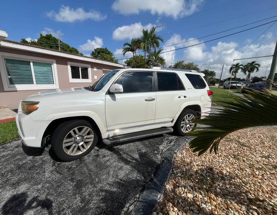 2010 Toyota 4Runner 5th Gen - Image 3 of 6