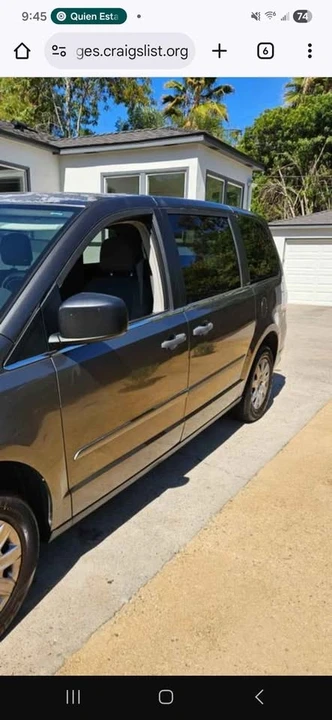 2010 Volkswagen Routan - Image 5 of 10