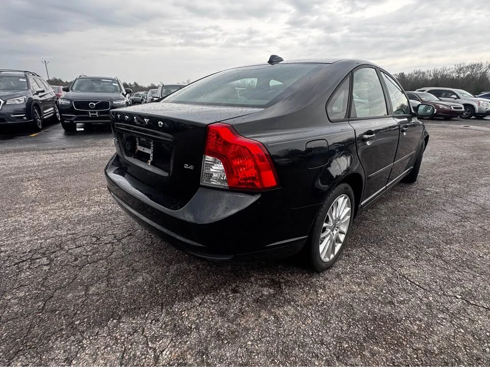 2010 Volvo S40 2nd Gen - Image 7 of 11
