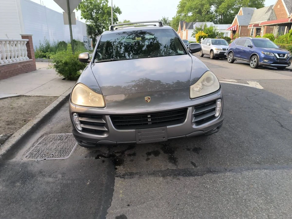 2010 Porsche 955/957 Cayenne - Image 3 of 9