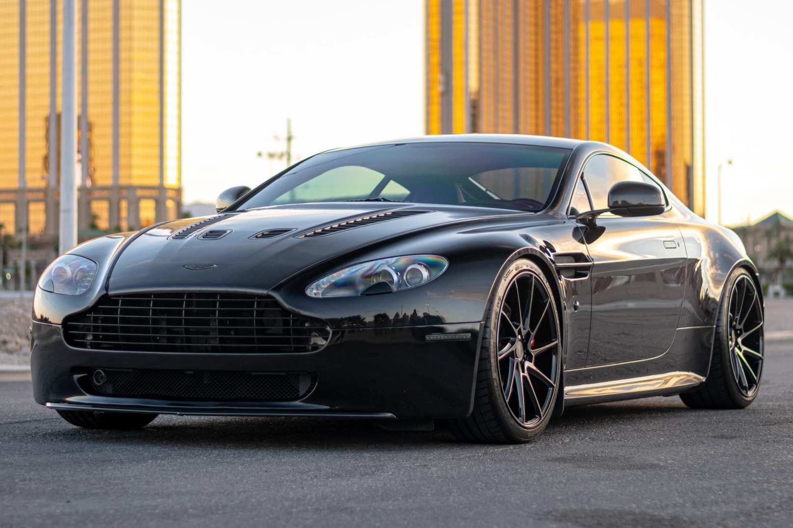26k-Mile 2010 Aston Martin V8 Vantage