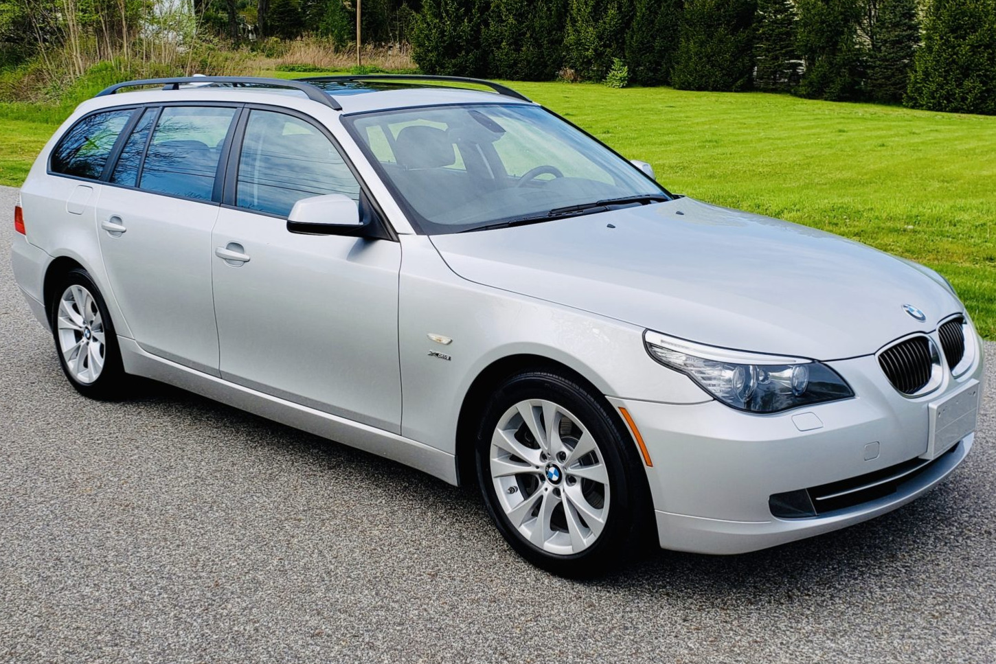 2010 BMW 535xi Sports Wagon 6-Speed