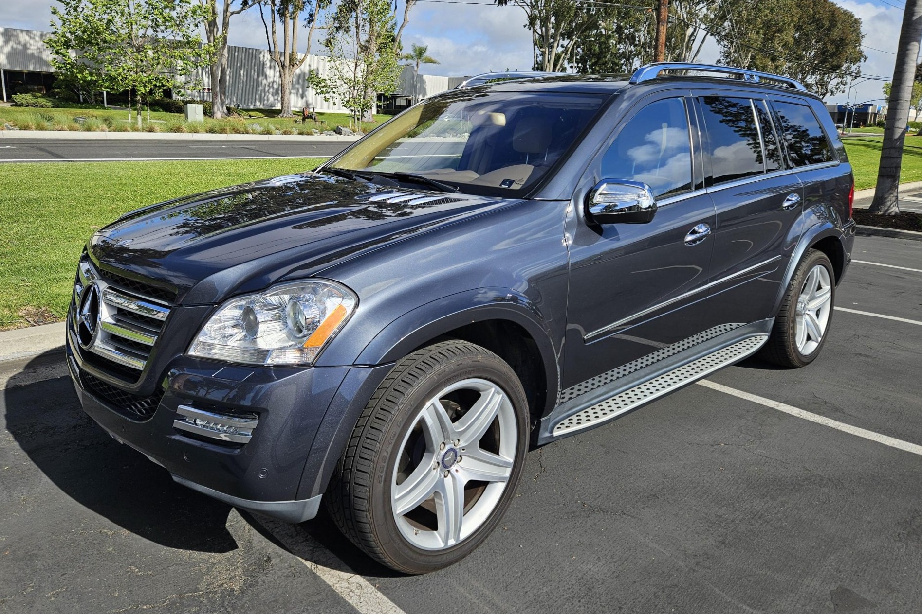 31k-Mile 2010 Mercedes-Benz GL550 4MATIC