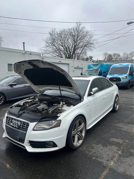 2011 Audi B8 S4 - Image 3 of 5