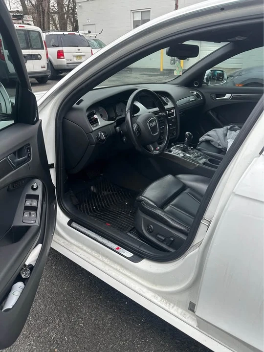 2011 Audi B8 S4 - Image 2 of 5