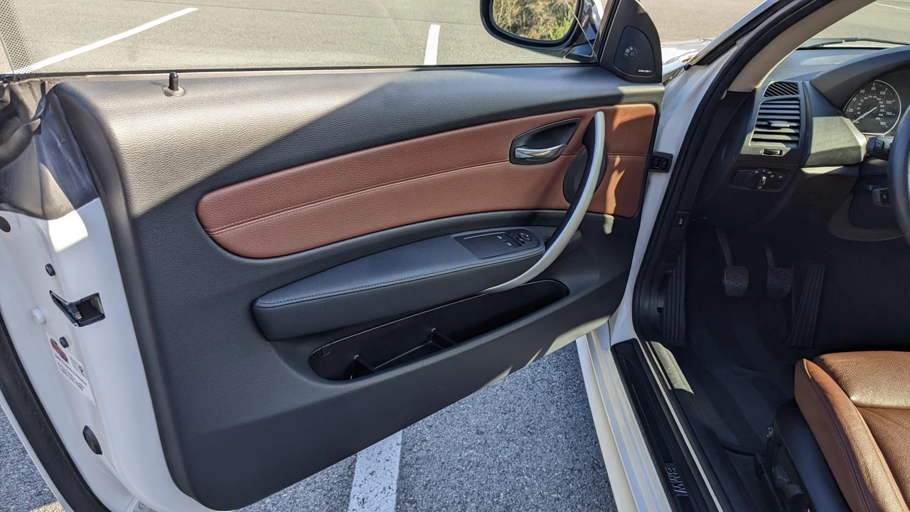 2011 BMW E81/E82/E88 1 Series - Image 12 of 29