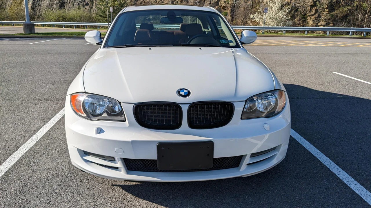 2011 BMW E81/E82/E88 1 Series - Image 9 of 29