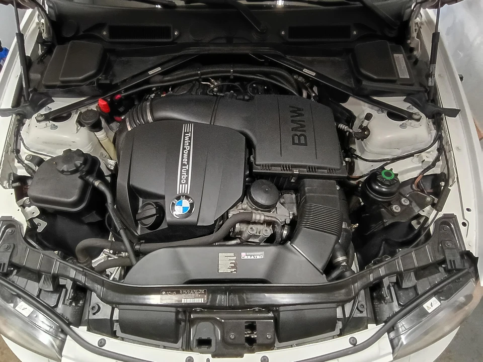 2011 BMW E82 135i & 135is - Image 8 of 9
