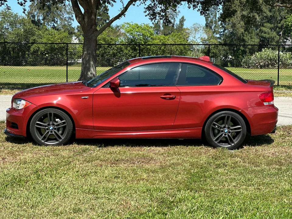 2011 BMW E82 135i & 135is - Image 2 of 13