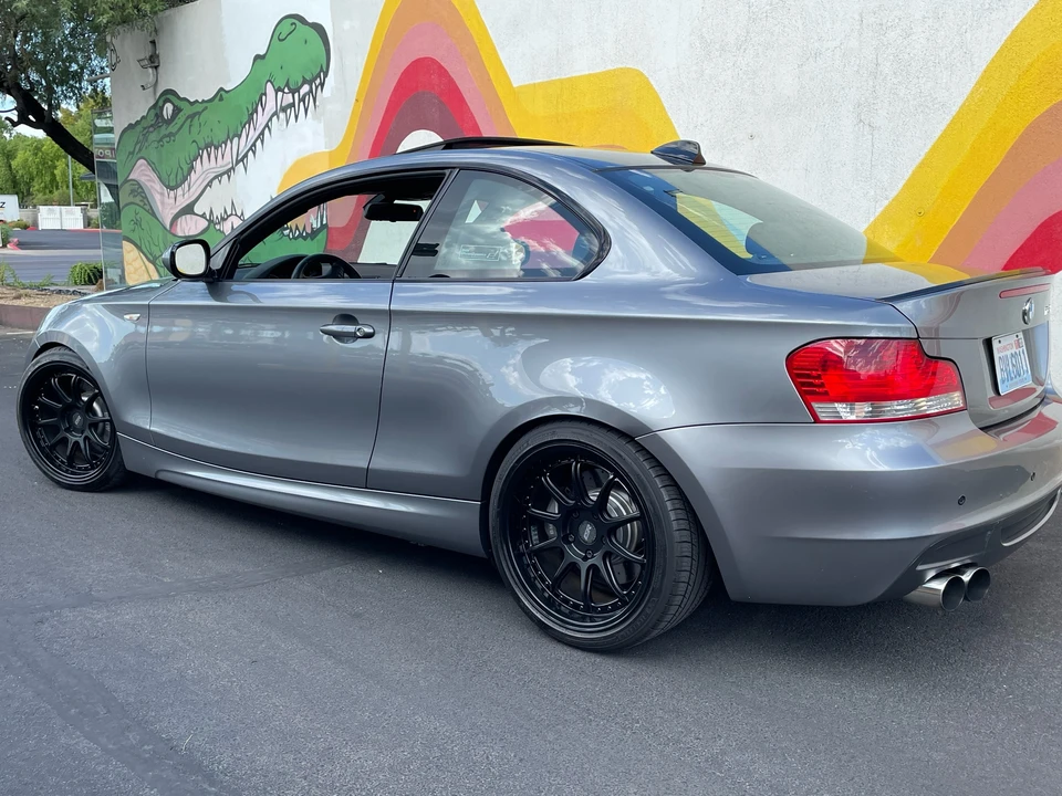 2011 BMW E82 135i & 135is - Image 14 of 15