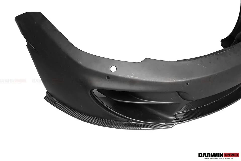 2011 Parts & Memorabilia Bodywork - Image 4 of 4
