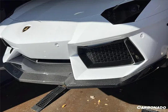 Lamborghini Aventador LP700 DC Style Carbon Fiber Front Lip