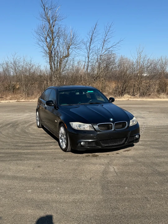 2011 BMW E90 3 Series Sedan - Image 14 of 20