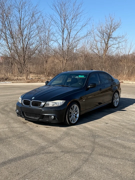 2011 BMW E90 3 Series Sedan - Image 15 of 20