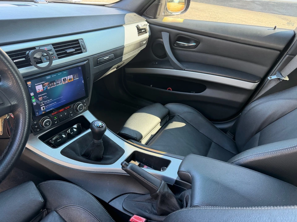 2011 BMW E90 3 Series Sedan - Image 11 of 20
