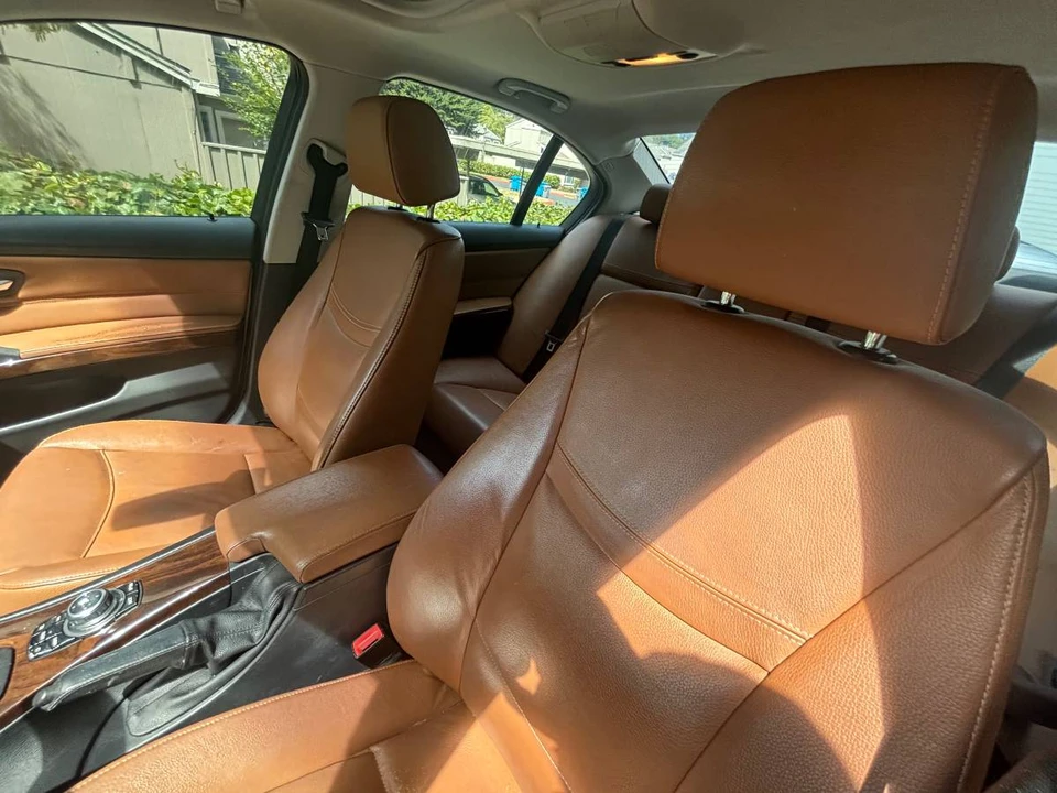 2011 BMW E90 3 Series Sedan - Image 3 of 10