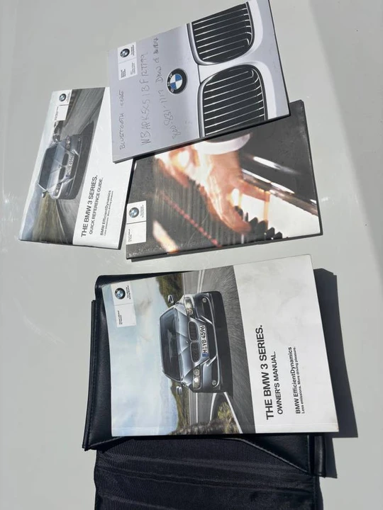 2011 BMW E90 3 Series Sedan - Image 4 of 10